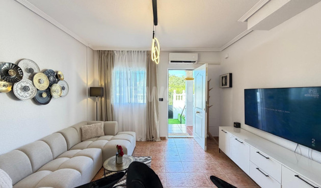 Odsprzedaż - Kamienica - Orihuela Costa - Rocio Del Mar