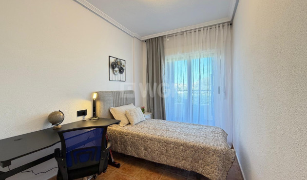 Odsprzedaż - Kamienica - Orihuela Costa - Rocio Del Mar
