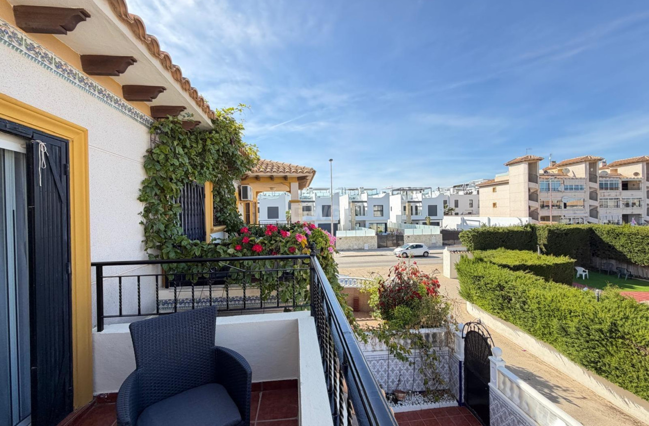 Odsprzedaż - Kamienica - Orihuela Costa - Rocio Del Mar