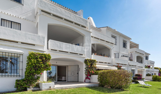 Odsprzedaż - Mieszkanie w bloku - Marbella - Nueva Andalucia