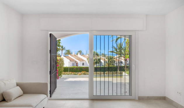 Odsprzedaż - Mieszkanie w bloku - Marbella - Nueva Andalucia