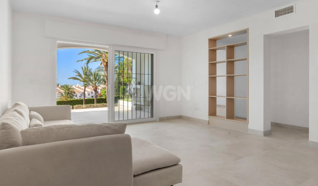 Odsprzedaż - Mieszkanie w bloku - Marbella - Nueva Andalucia