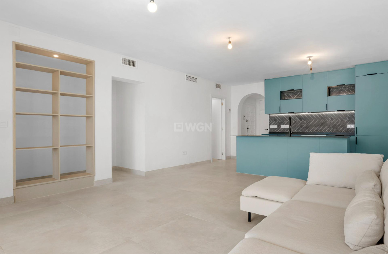 Odsprzedaż - Mieszkanie w bloku - Marbella - Nueva Andalucia
