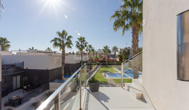 Odsprzedaż - Mieszkanie w bloku - Orihuela Costa - Costa Blanca