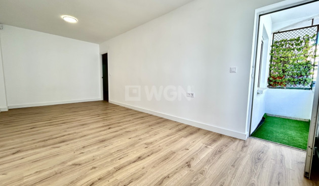 Odsprzedaż - Mieszkanie w bloku - Torrevieja - Costa Blanca