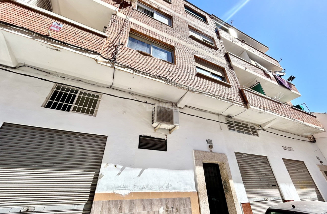 Odsprzedaż - Mieszkanie w bloku - Torrevieja - Costa Blanca