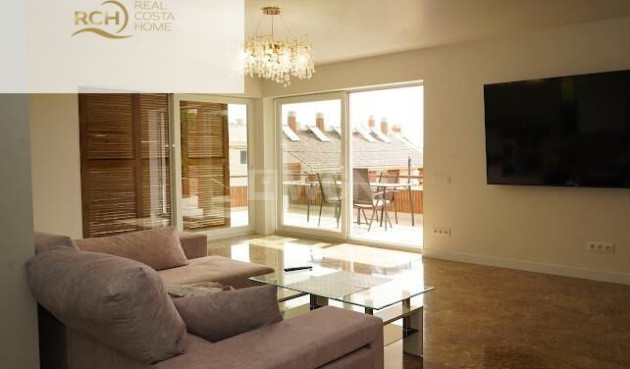 Odsprzedaż - Villa - La Nucía - Montebello - Nou Espai