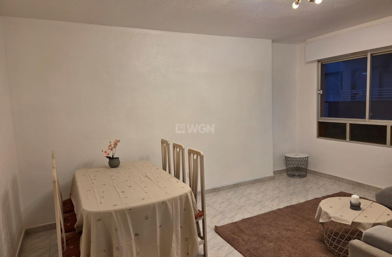 Resale - Apartment / flat - Torrevieja - Estacion De Autobuses