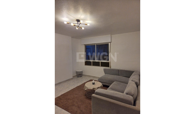 Resale - Apartment / flat - Torrevieja - Estacion De Autobuses