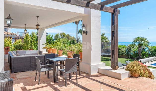 Odsprzedaż - Villa - Manilva - Bahia De Las Rocas