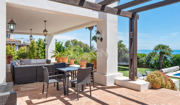 Odsprzedaż - Villa - Manilva - Bahia De Las Rocas