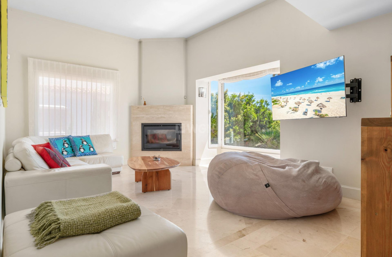 Odsprzedaż - Villa - Manilva - Bahia De Las Rocas