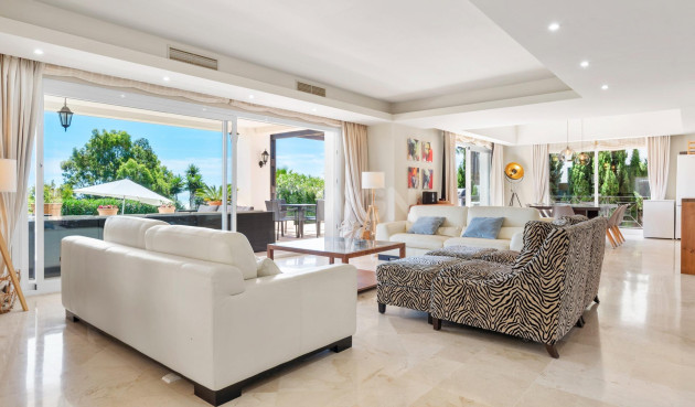 Odsprzedaż - Villa - Manilva - Bahia De Las Rocas