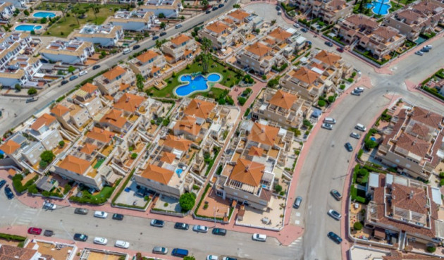 Odsprzedaż - Bungalow - Orihuela - Inland