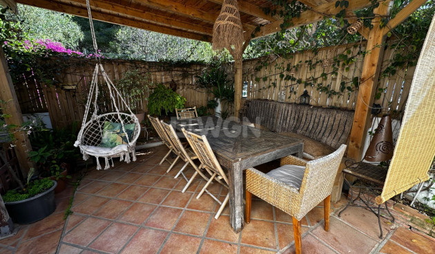 Odsprzedaż - Kamienica - Marbella - La Carolina
