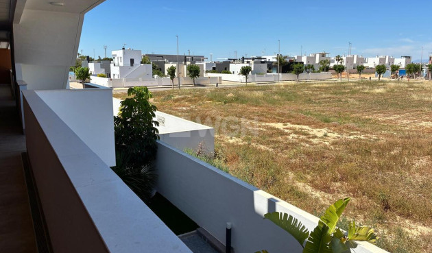 Odsprzedaż - Mieszkanie w bloku - Pilar de la Horadada - Costa Blanca