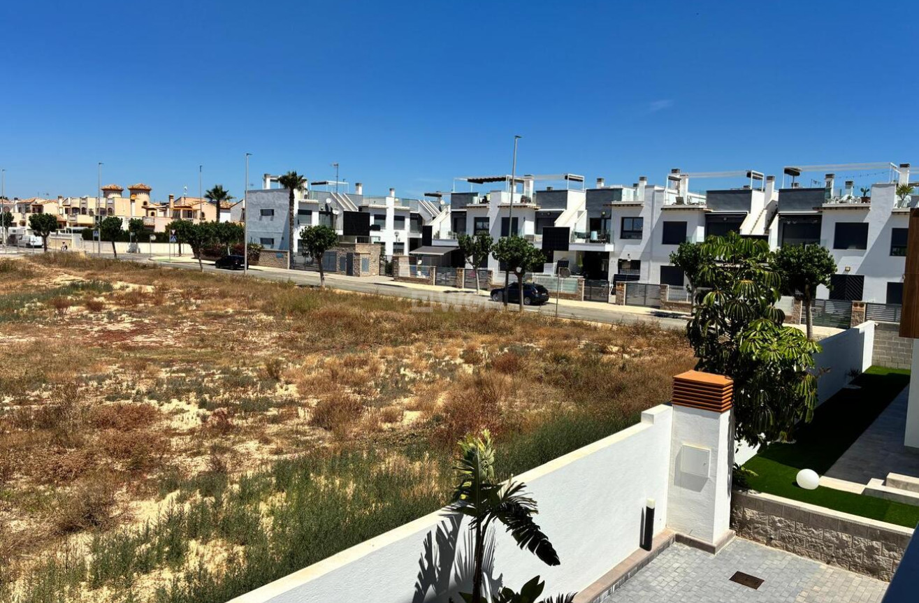 Odsprzedaż - Mieszkanie w bloku - Pilar de la Horadada - Costa Blanca