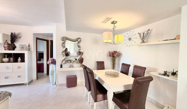 Odsprzedaż - Mieszkanie w bloku - Torrevieja - Aldea Del Mar