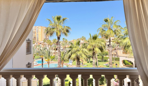 Odsprzedaż - Mieszkanie w bloku - Torrevieja - Aldea Del Mar