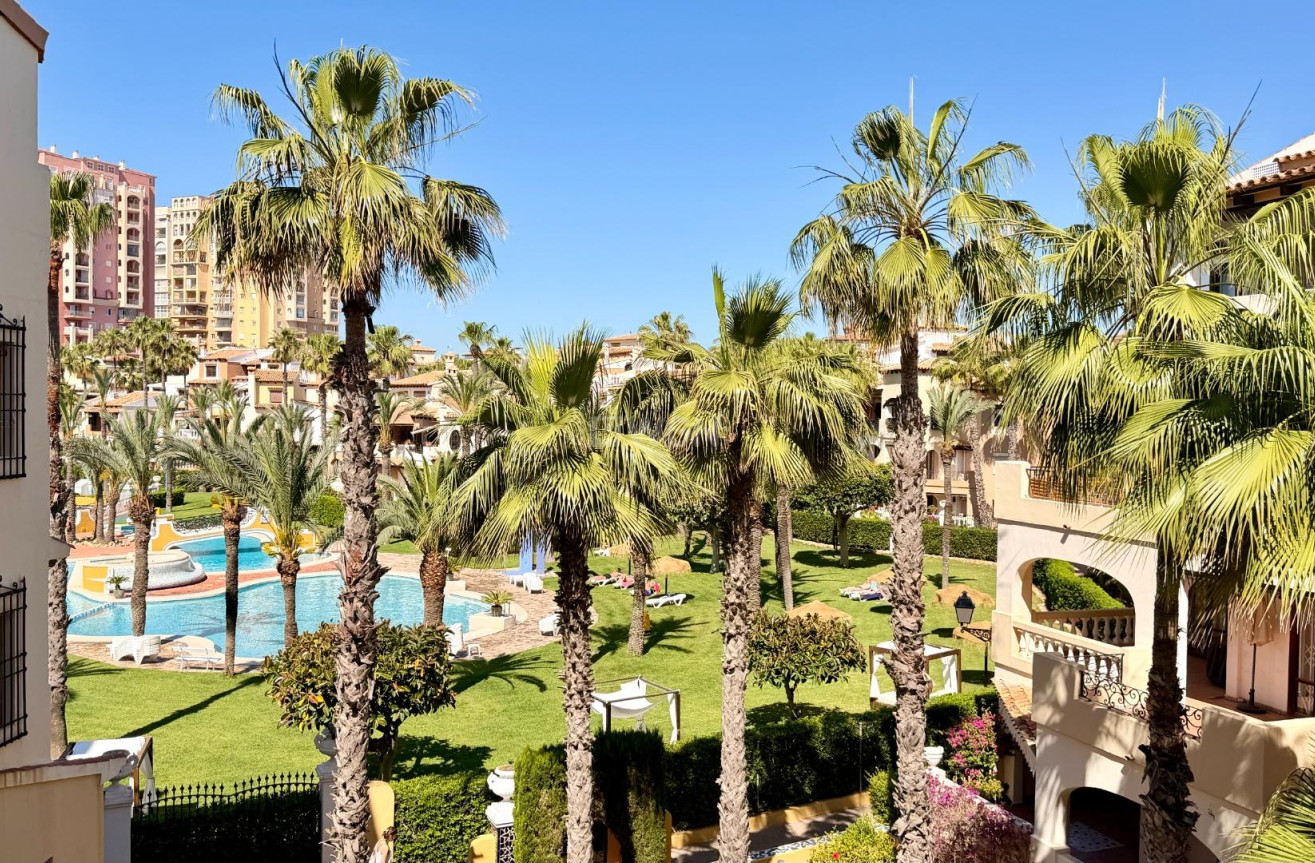 Odsprzedaż - Mieszkanie w bloku - Torrevieja - Aldea Del Mar