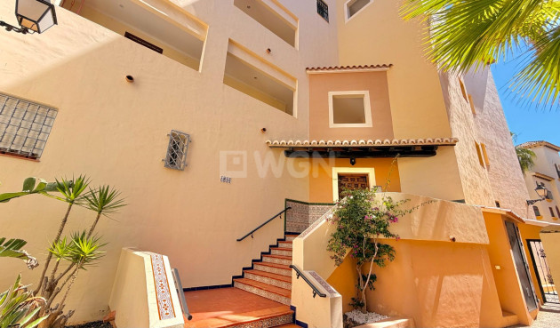 Odsprzedaż - Mieszkanie w bloku - Torrevieja - Aldea Del Mar