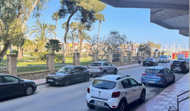 Odsprzedaż - Mieszkanie w bloku - Torrevieja - El Acequión - Los Náufragos