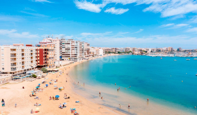 Odsprzedaż - Mieszkanie w bloku - Torrevieja - El Acequión - Los Náufragos