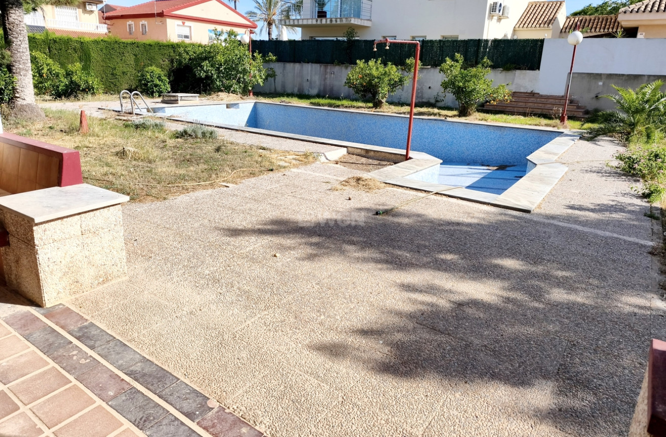 Odsprzedaż - Villa - Santiago de la ribera - Costa Calida