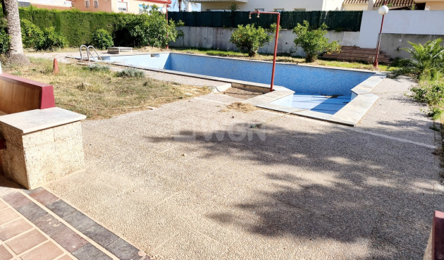 Odsprzedaż - Villa - Santiago de la ribera - Costa Calida