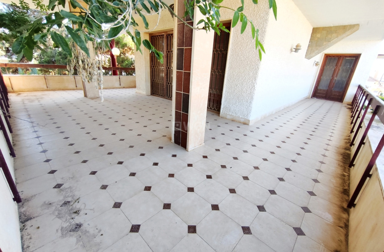 Odsprzedaż - Villa - Santiago de la ribera - Costa Calida