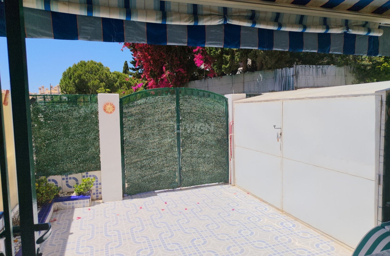 Odsprzedaż - Kamienica - La Zenia - Costa Blanca