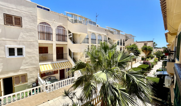 Odsprzedaż - Kamienica - La Zenia - Costa Blanca