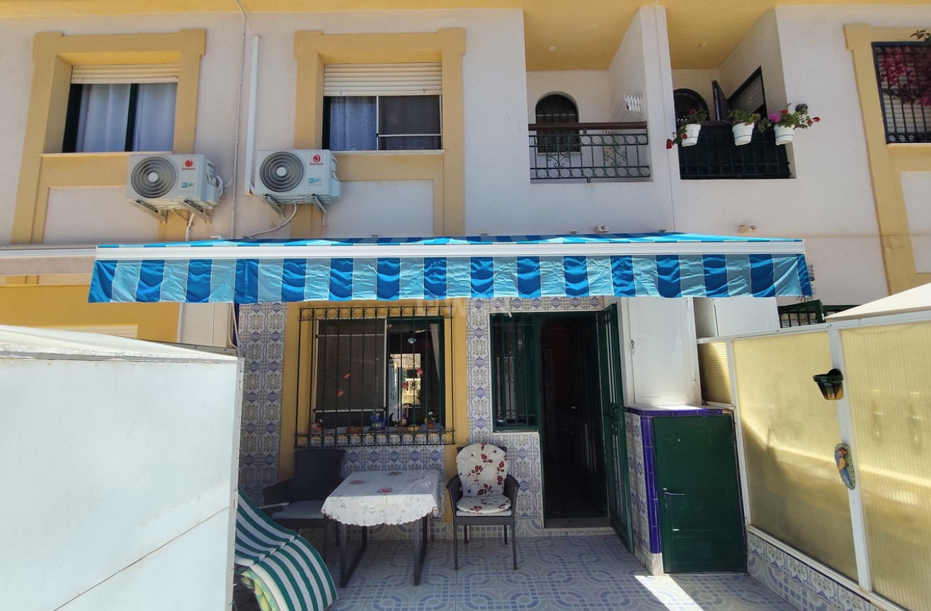 Odsprzedaż - Kamienica - La Zenia - Costa Blanca