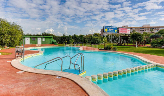 Odsprzedaż - Bungalow - Torrevieja - PARQUE DE LAS NACIONES