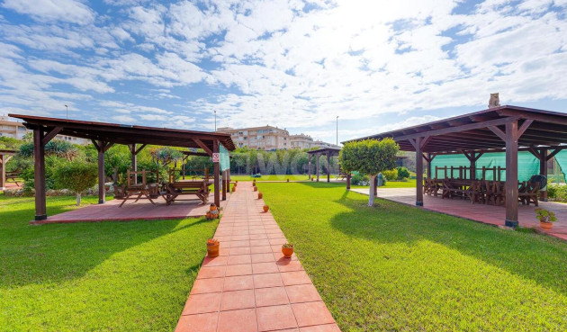 Odsprzedaż - Bungalow - Torrevieja - PARQUE DE LAS NACIONES