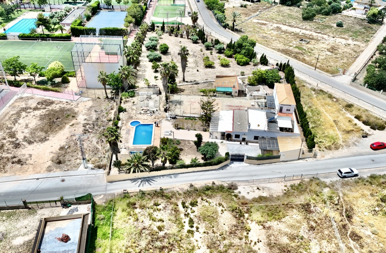 Odsprzedaż - Villa - Los Montesinos - Costa Blanca