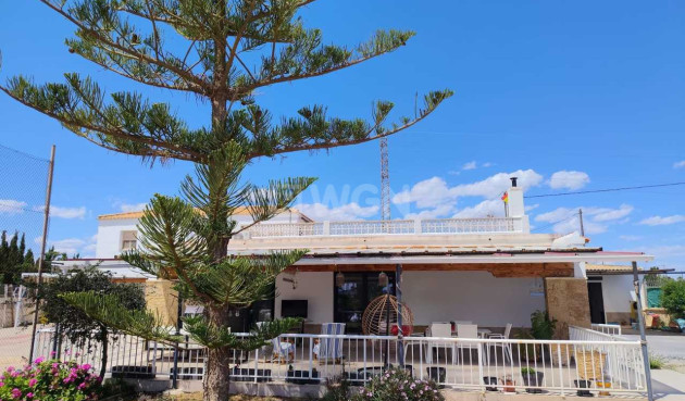 Odsprzedaż - Villa - Los Montesinos - Costa Blanca