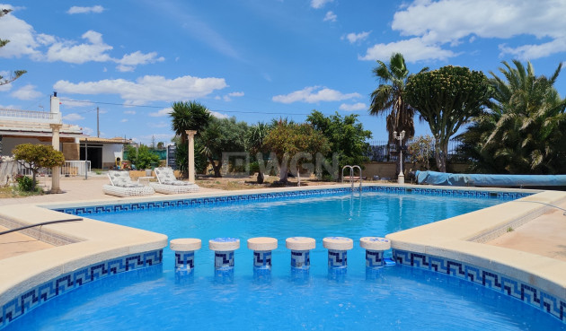 Odsprzedaż - Villa - Los Montesinos - Costa Blanca