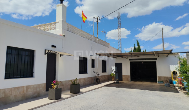 Odsprzedaż - Villa - Los Montesinos - Costa Blanca