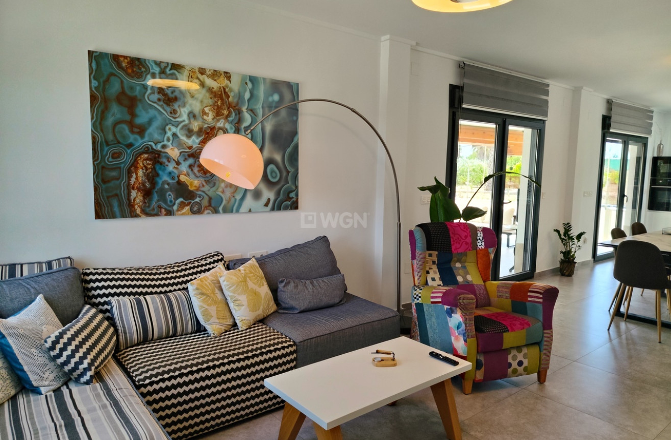 Odsprzedaż - Villa - Los Montesinos - Costa Blanca