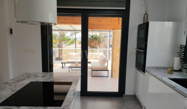 Odsprzedaż - Villa - Los Montesinos - Costa Blanca
