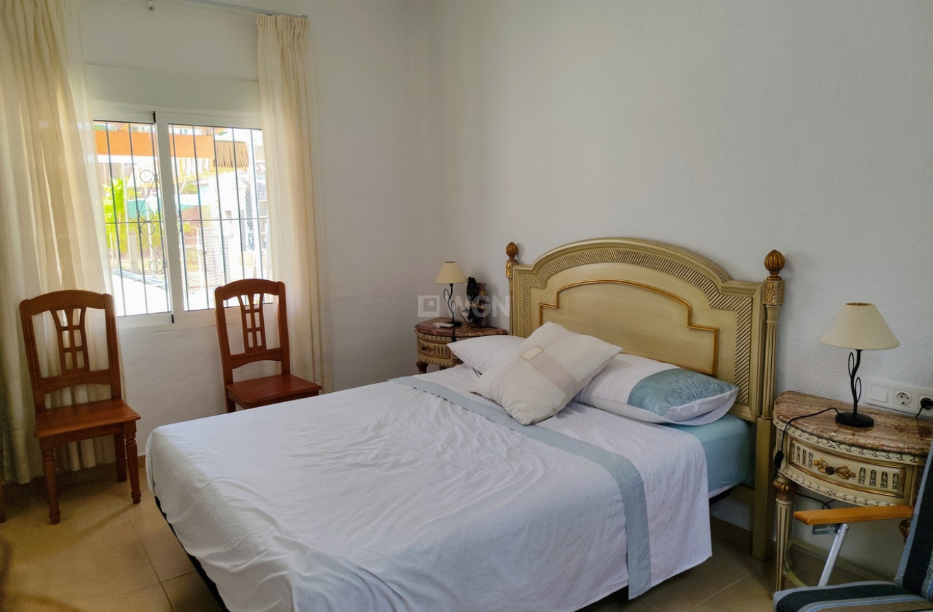 Odsprzedaż - Villa - Los Montesinos - Costa Blanca