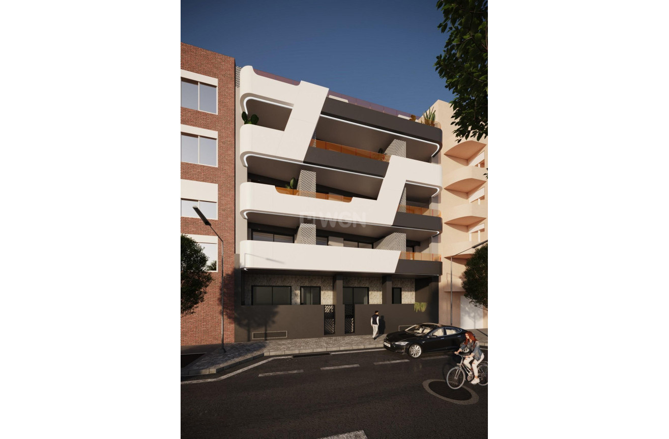 Nowy budynek - Daszek - Torrevieja - Centro