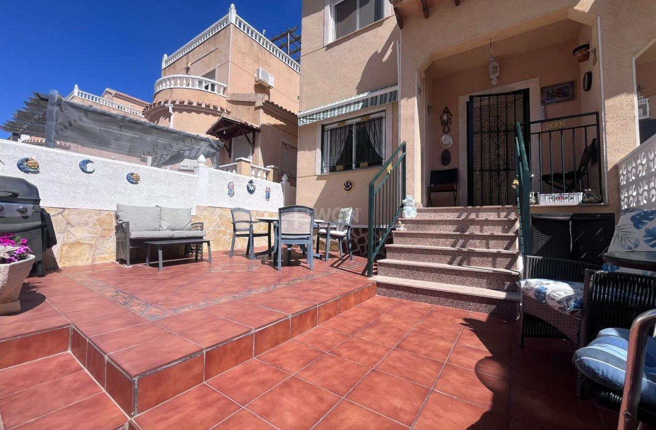 Odsprzedaż - Kamienica - Villamartin - Costa Blanca