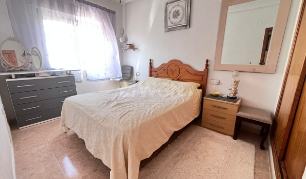 Odsprzedaż - Kamienica - Villamartin - Costa Blanca