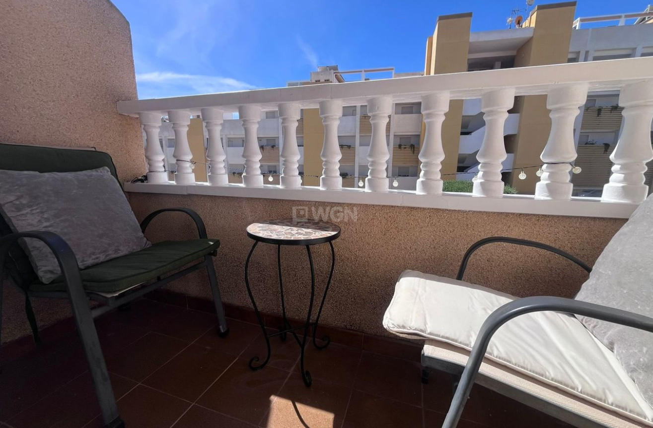 Odsprzedaż - Kamienica - Villamartin - Costa Blanca