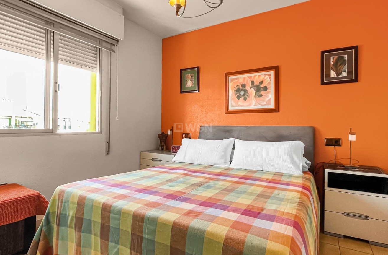 Odsprzedaż - Mieszkanie w bloku - Torrevieja - Costa Blanca