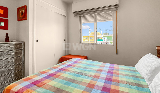 Odsprzedaż - Mieszkanie w bloku - Torrevieja - Costa Blanca