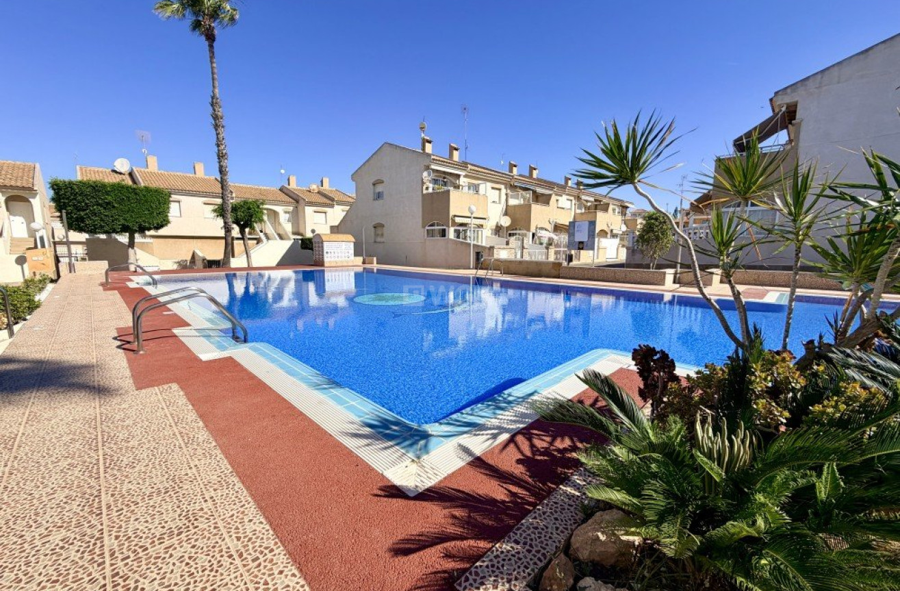 Odsprzedaż - Kamienica - Torrevieja - Costa Blanca