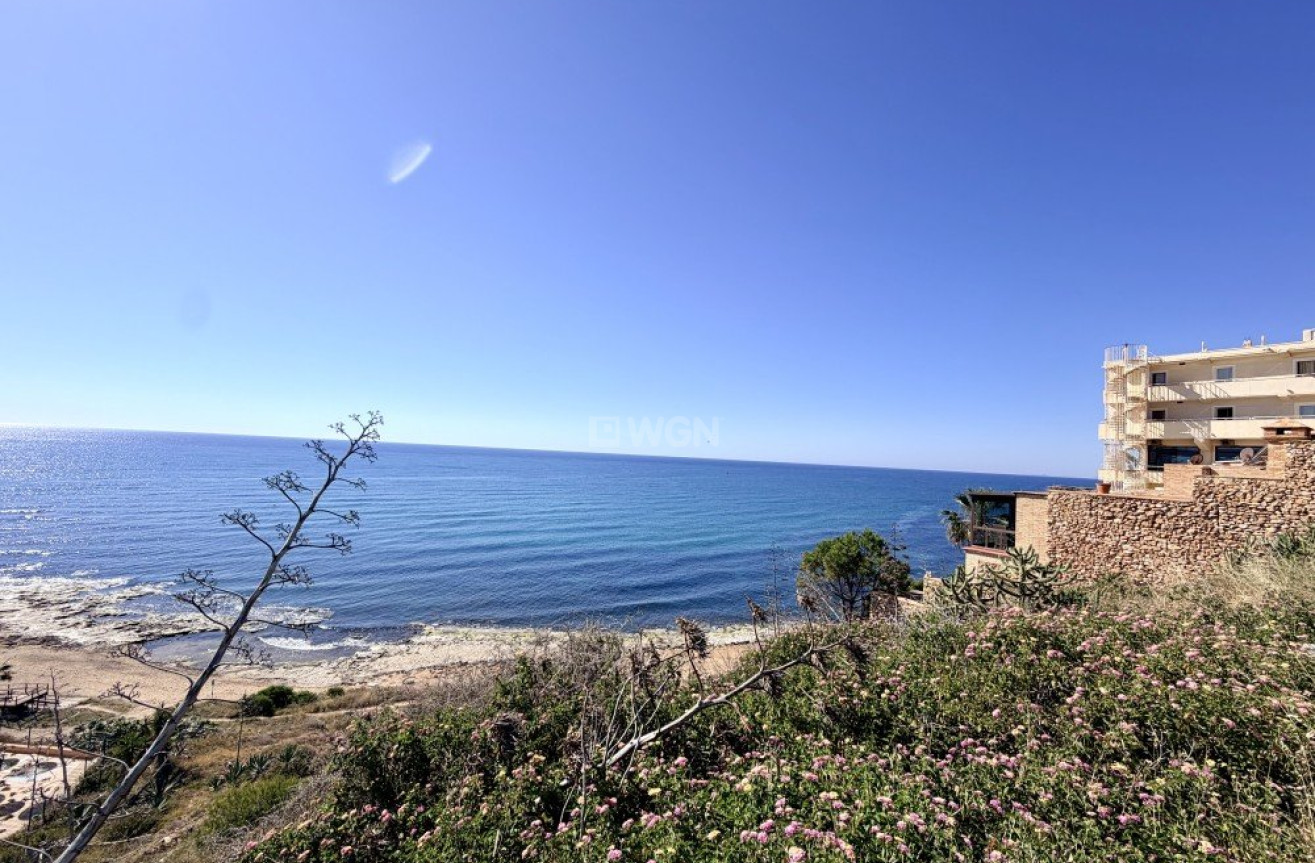 Odsprzedaż - Kamienica - Torrevieja - Costa Blanca